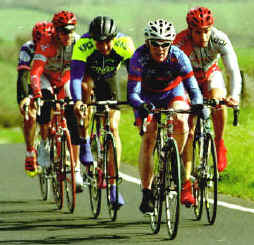 The winner Ryan Connor is at the front with Brian Hunter to his right and Jim Mc Connell to his left. Behind Mc Connell is Jim Dill and obscured is Lennie Kirk. As you are aware, Connor won from Kirk, Hunter was third followed by Mc Connell and then Dill. A foot note would be that the win occured on Connor's 18th Birthday.