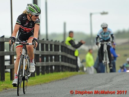2011champswomen_edit_003_web.jpg