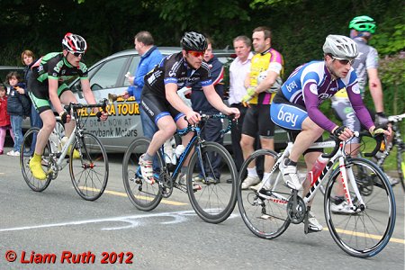 8048_lap-4-3-men-30seconds-ahead.jpg