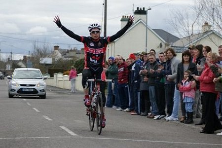 a1_winner_sean_lacey_the_edge_cycling_team.jpg