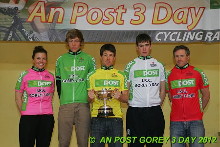 apg3d12-s4-podium.jpg