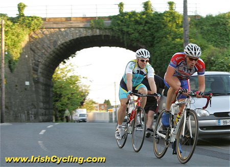 mcrit10-07.jpg
