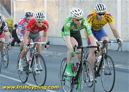 mcrit10-09.jpg