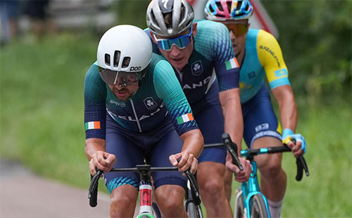3man-break.jpg