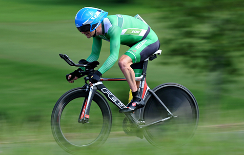 Eoghan_Clifford_Winning_Gold_TT_World_Championships_Notwill_Switzerland_2015.jpg