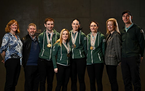 Para-cycling_medals_presentation_2022.jpg